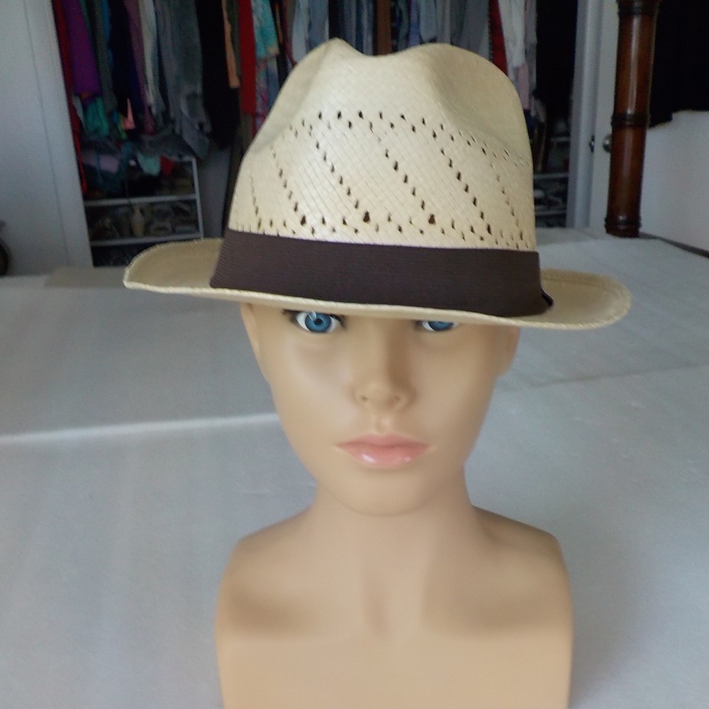 Gonzalez Natural Color Golf Fedora NWOT
